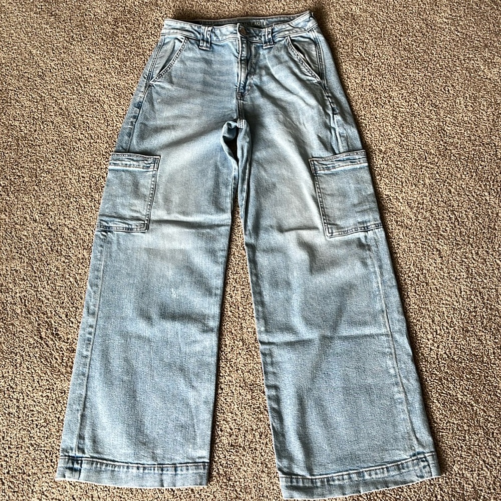American Eagle Outfitters Light Blue Wide Leg Jeans